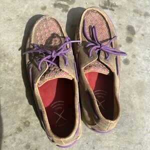 Twisted X size 8.5